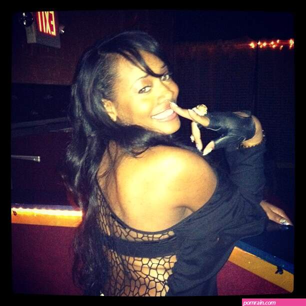 Yandy Smith Addresses Rumors on Twitter, No nose job, butt implants & I'm not a lesbian...