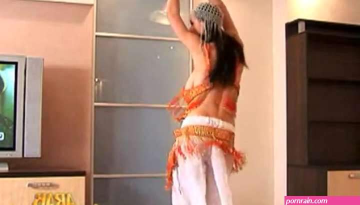 Big Boob Arabian Belly Dancer in a Totally Naked Middle Eastern Mujra Dance