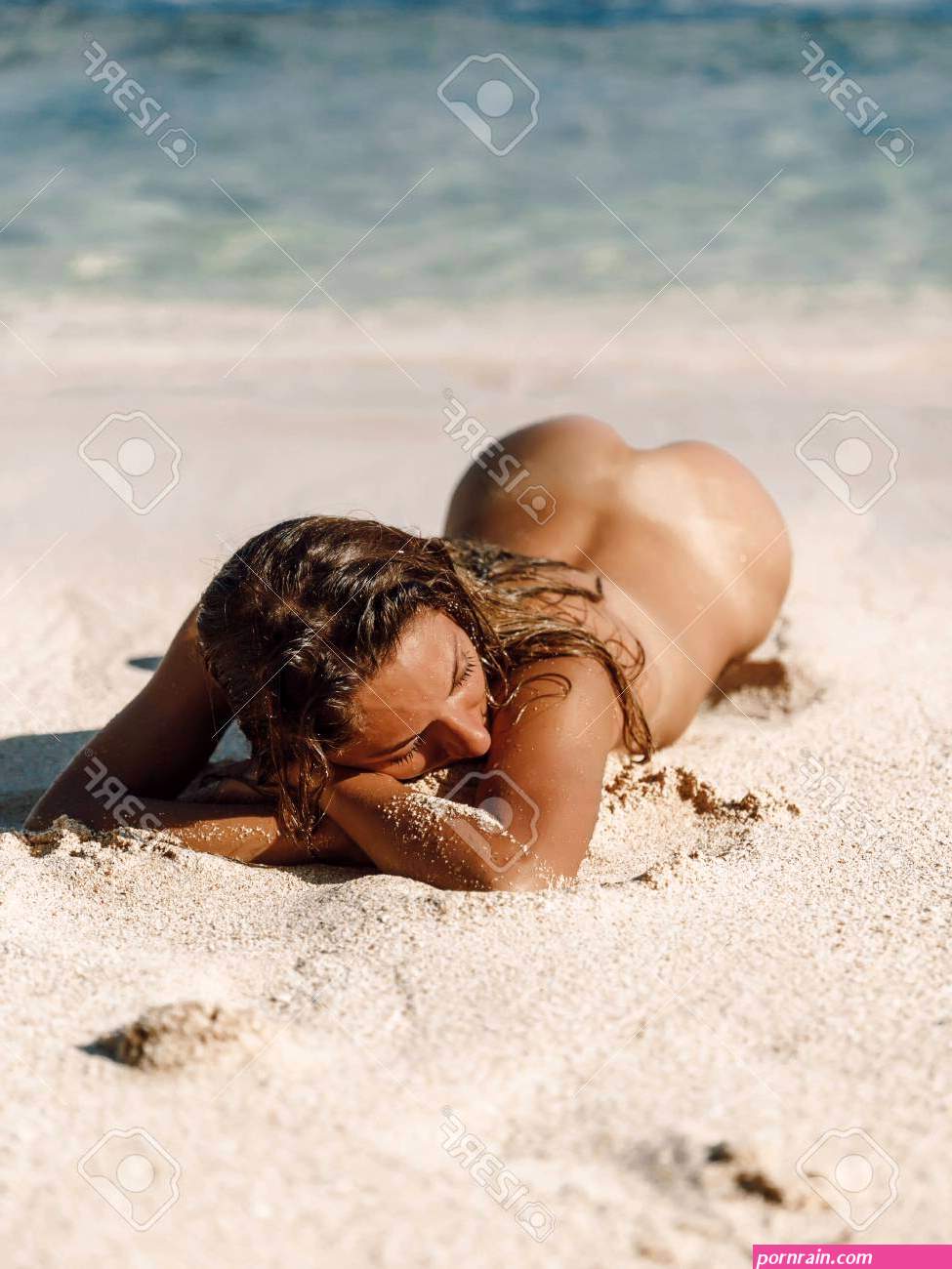 Young Naked Woman At Tropical Ocean Beach. Slim Model With Perfect Body Stock Photo, Picture And Royalty Free Image. Image 138984838.