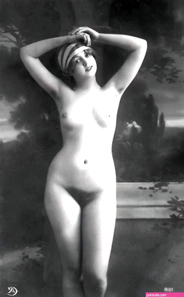 1800 through 1920 Vintage Erotica Nude Women Volume 1