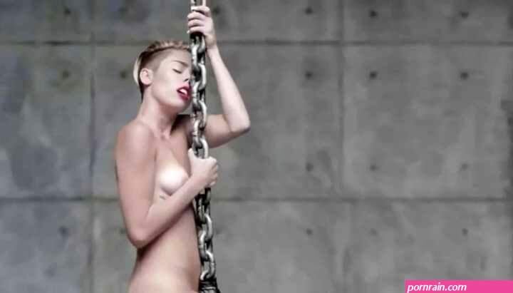 Nude and Sexy Celebrities Compilation 16