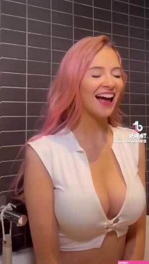 bebahan onlyfans Porn Pics and XXX Videos