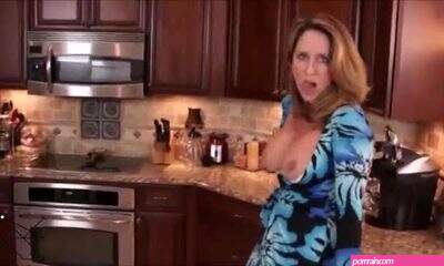 Dirty talking mom porn | FUCD