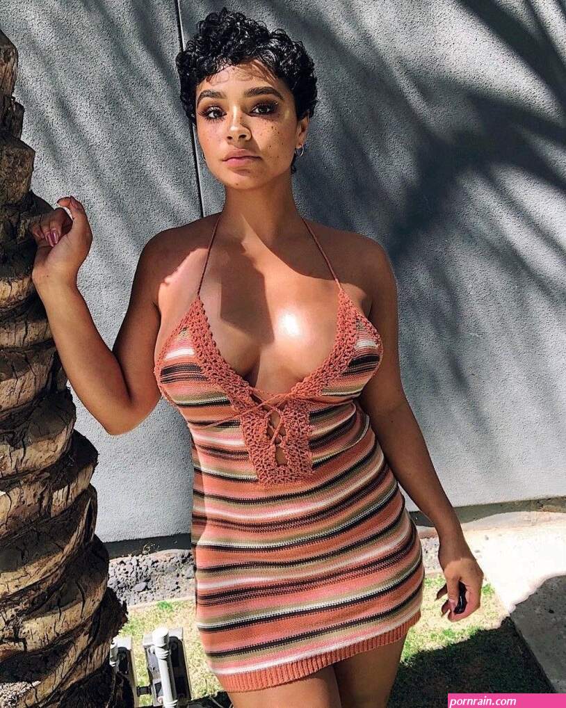 ANGELA LEWIS Nude