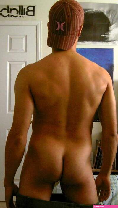 Naked Guys Butts Showing