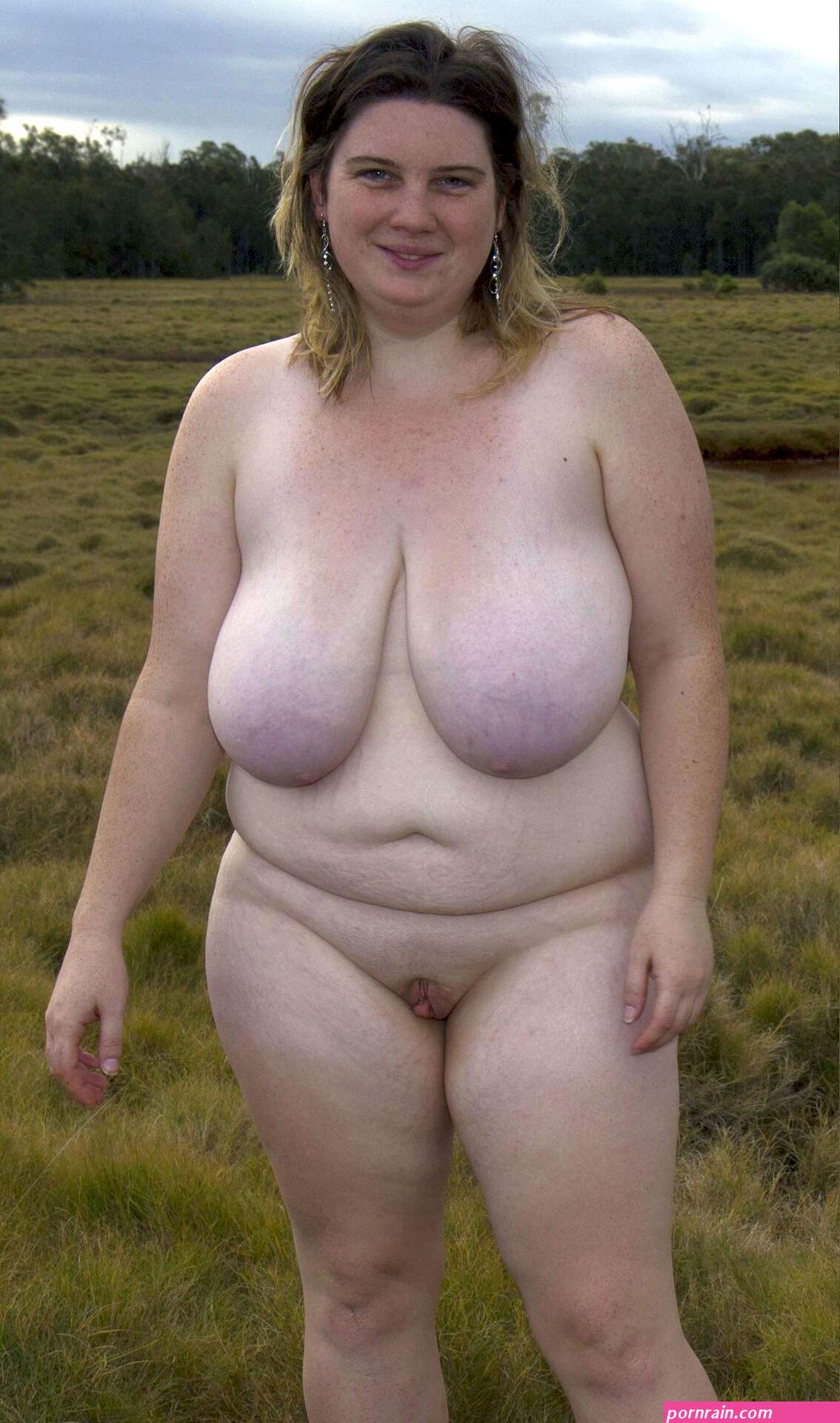 Amateur mature women with big tits posing naked | SexPin.net – Free Porn Pics and Sex Videos
