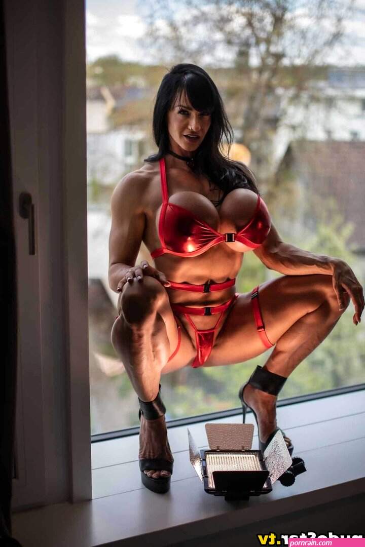 Cindy Landolt / CindyTraining / lucapanciroli Nude OnlyFans Photo #9