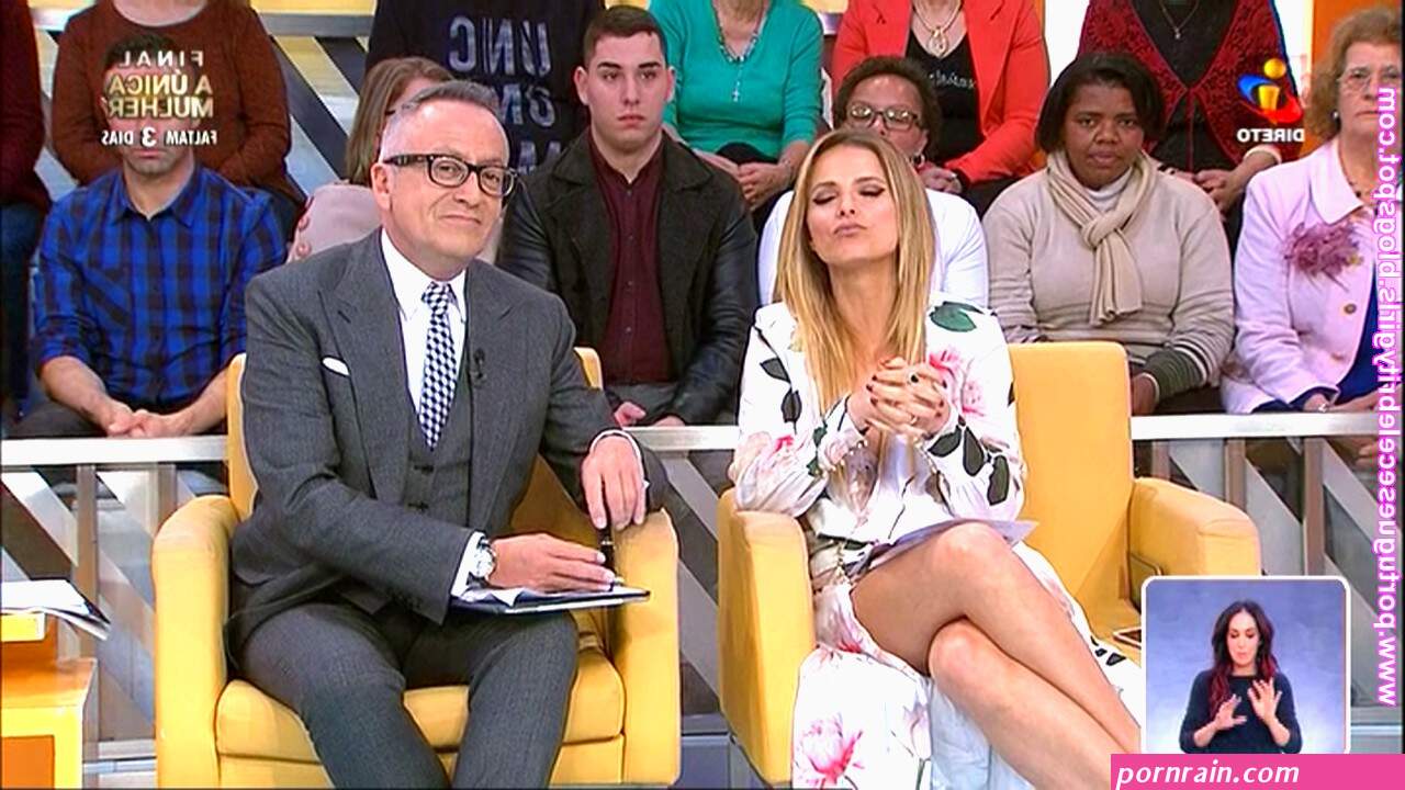 Mais um upskirt de Cristina Ferreira