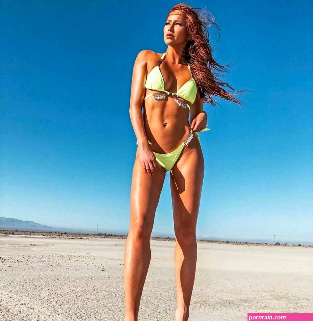 Summer Rae Nude