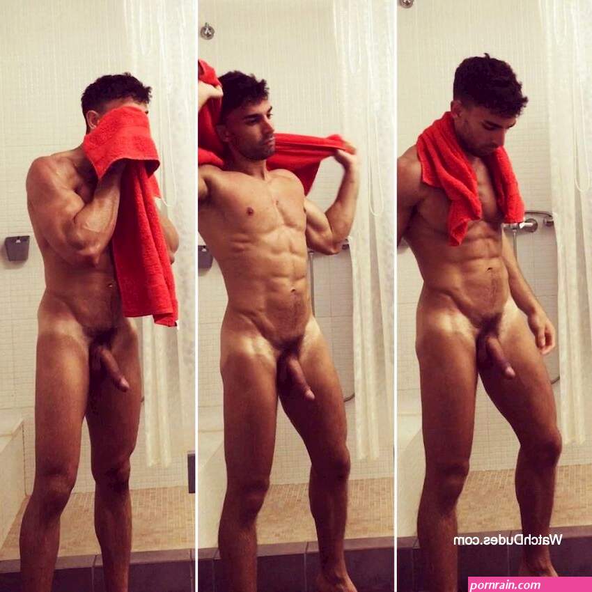Hot Guys in the Shower