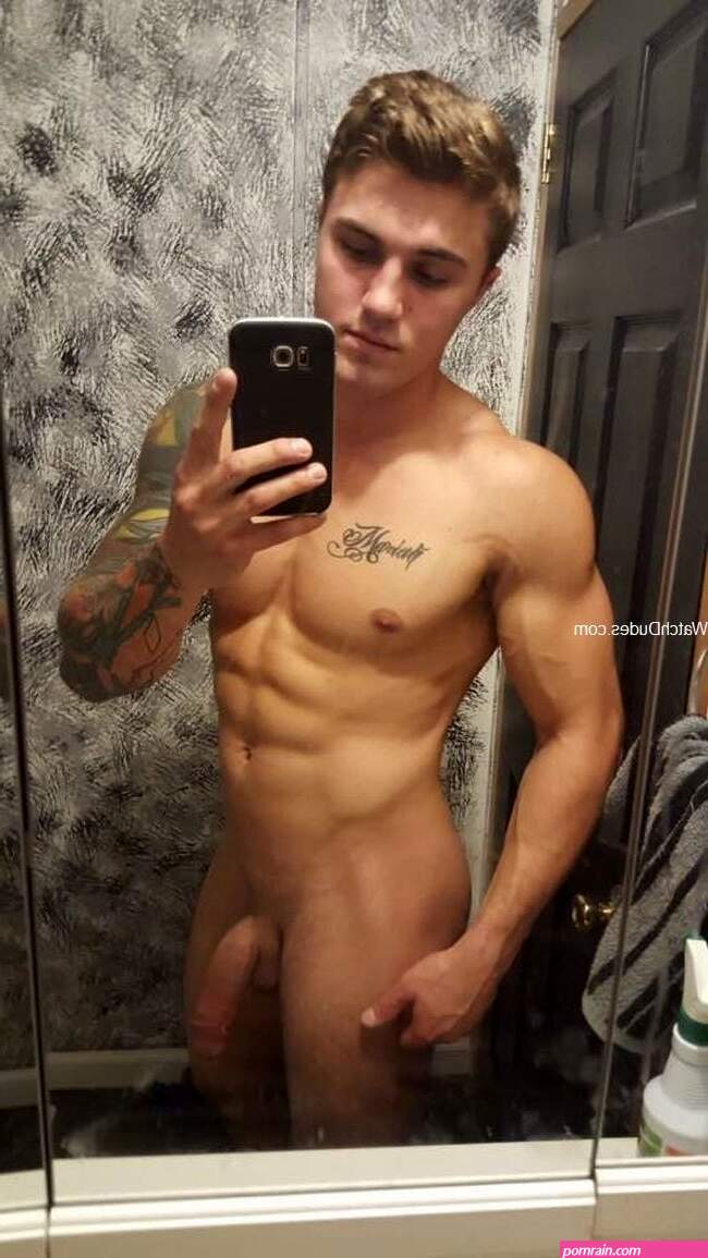 Hot Guys Pics