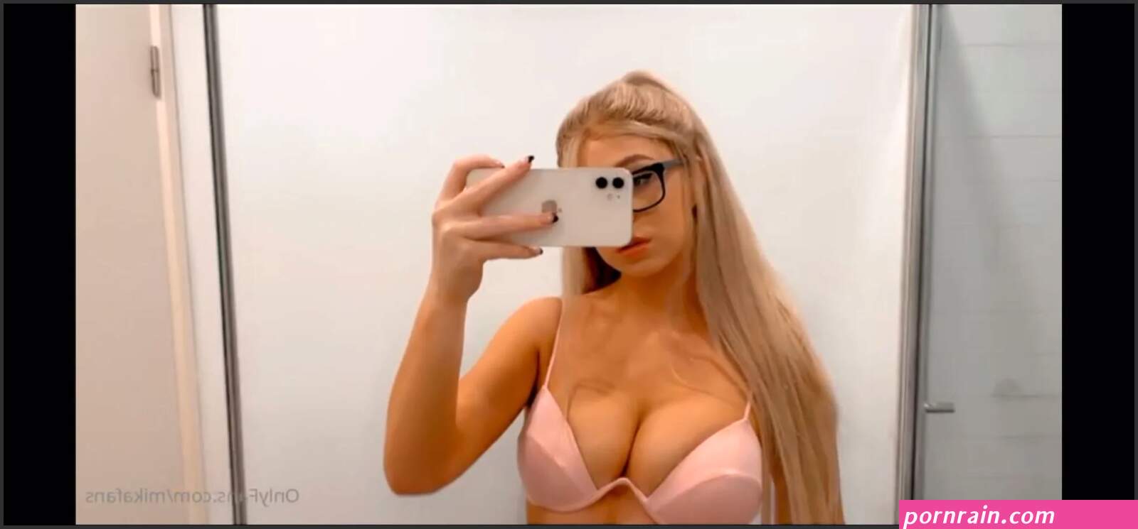 Mikaylah (Mikafans) Onlyfans leaked video 1 ( 25.8 MB )