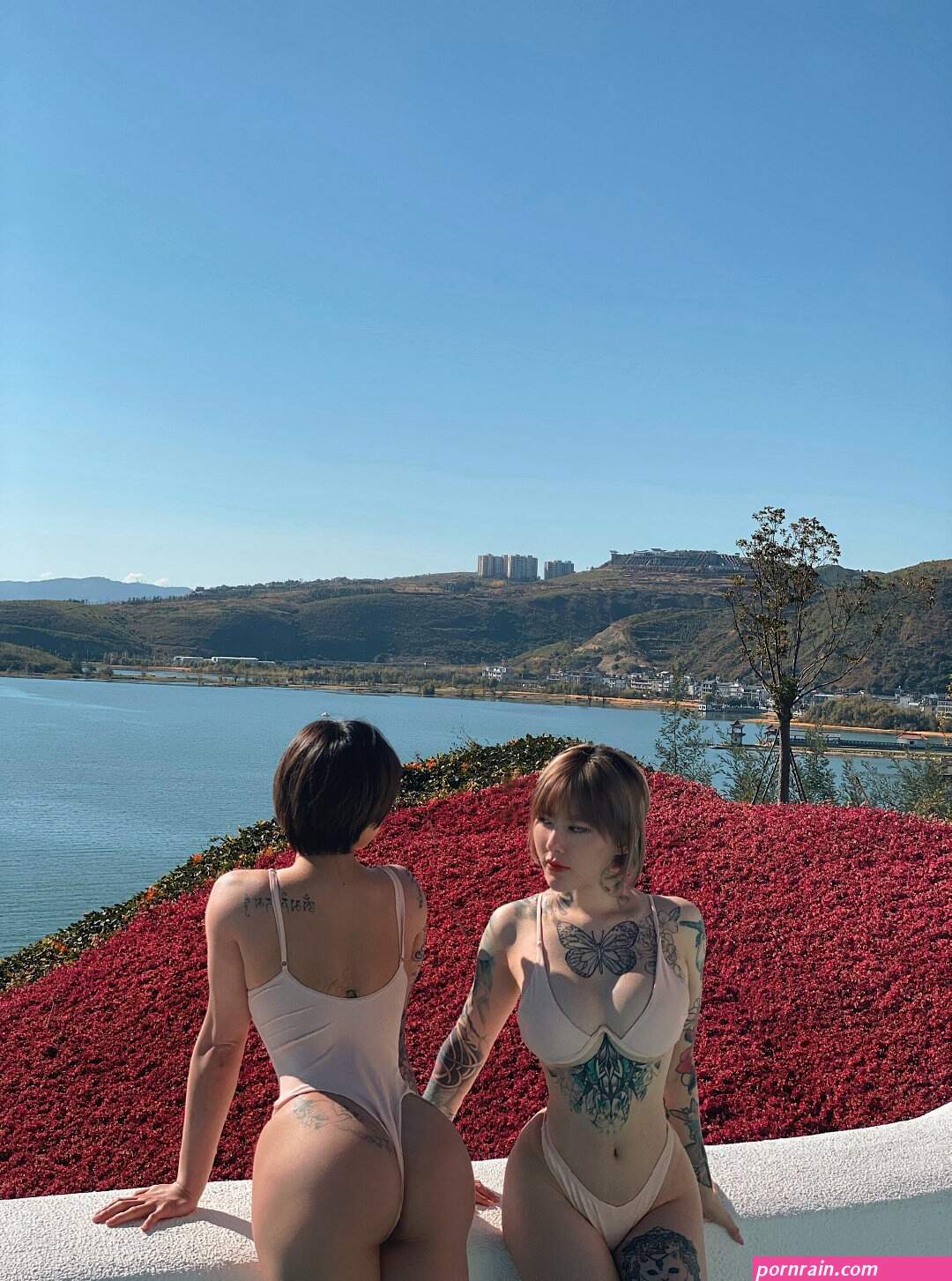 Songyuxin Hitomi Weibo