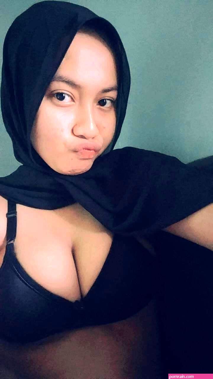Jilbab Tobrut