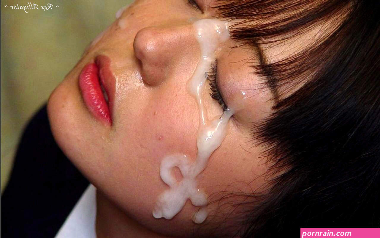 Thick Cumshot on a Pretty Asian Face Porn Pic