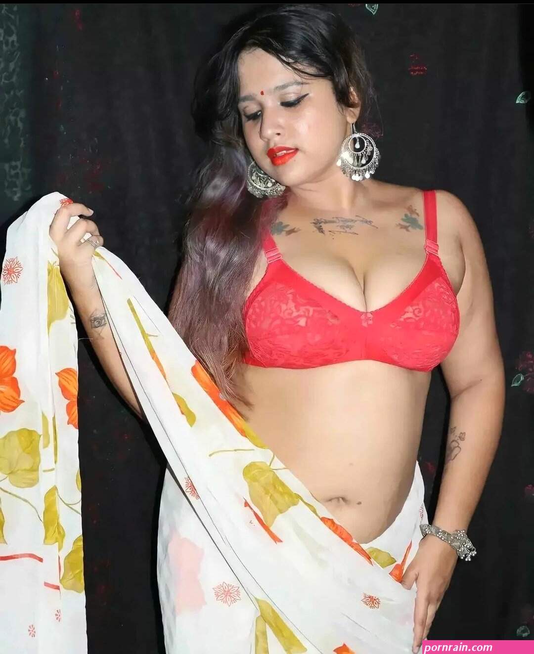 Desi Bhavi Sexy Saree Photos Xnxx -