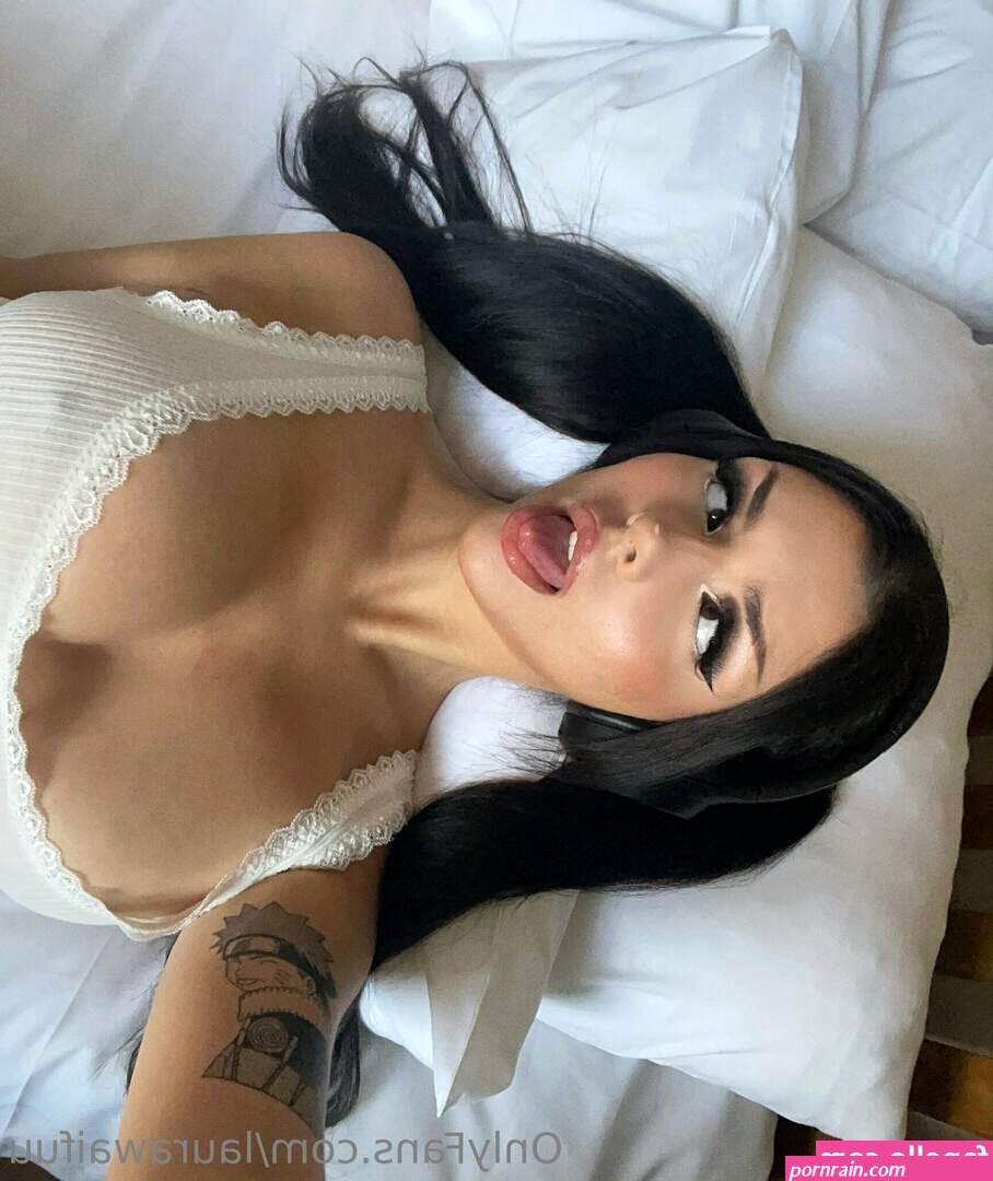 laurawaifuu waifuulauraa Nude Leaked OnlyFans