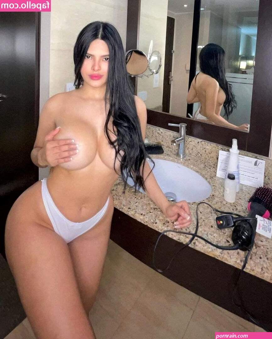 Kimberly Delgado Sexy