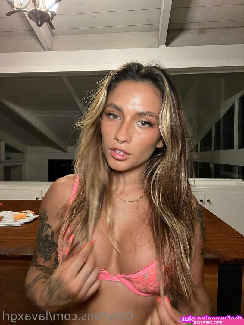 lavagrlll lavaxgrl Nude OnlyFans