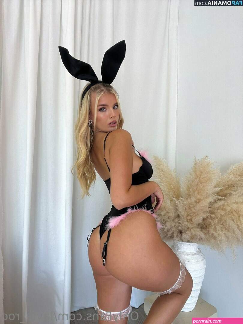 Layla Roo laylaroo laylaroopup lilylaness Nude OnlyFans Leaked