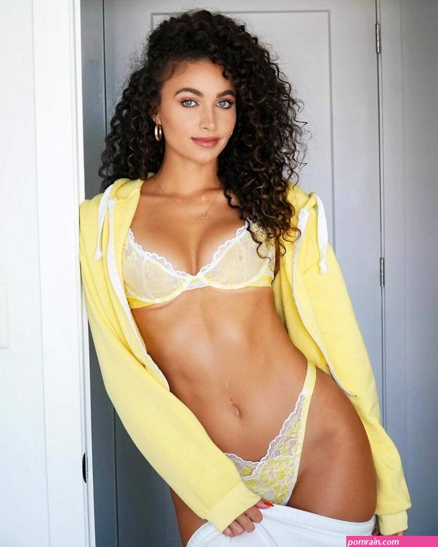 Nina Nicole nicole.dobrikov theninanicolee Nude OnlyFans Leaked Photo 10