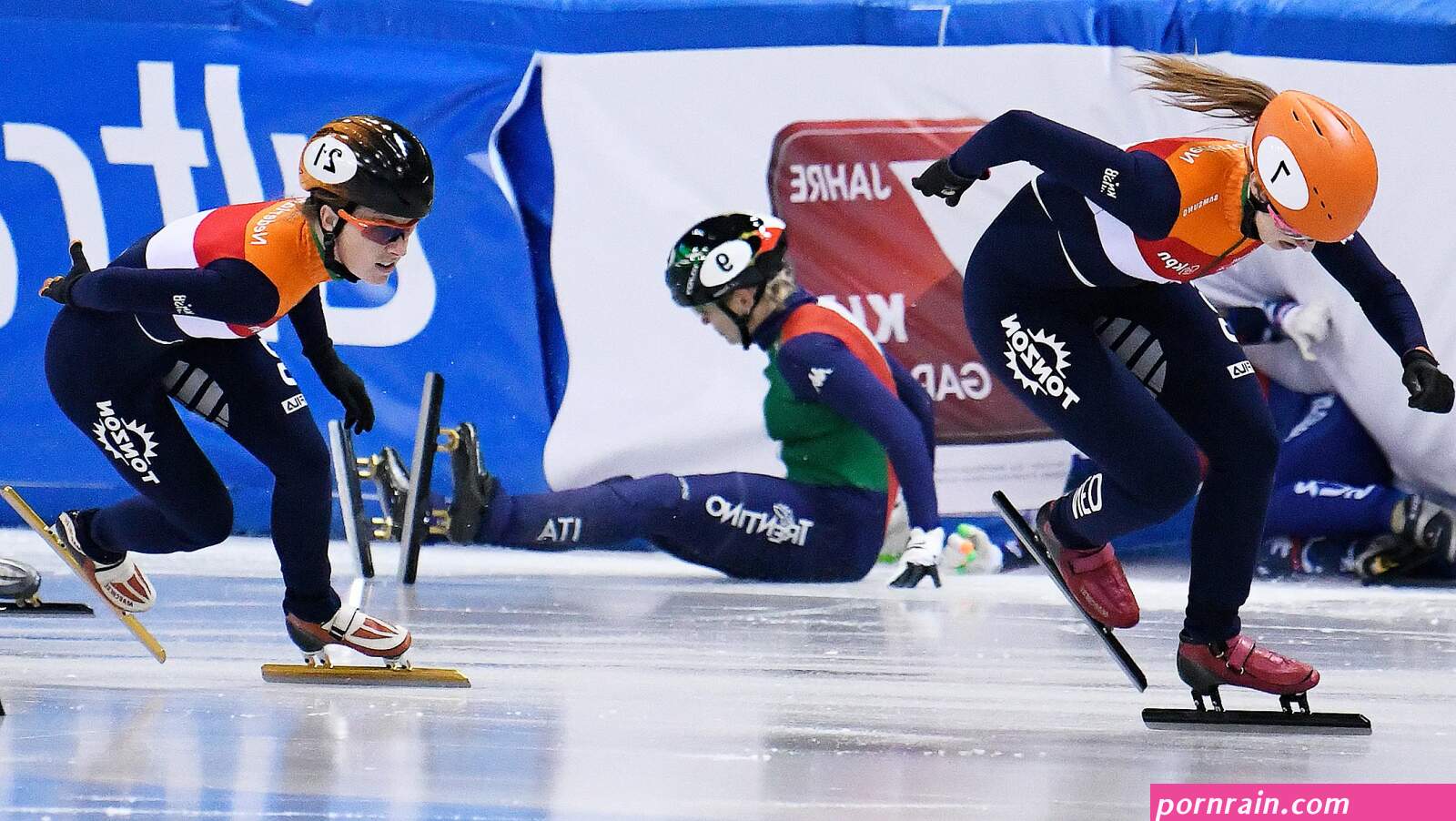 Speed skating nude