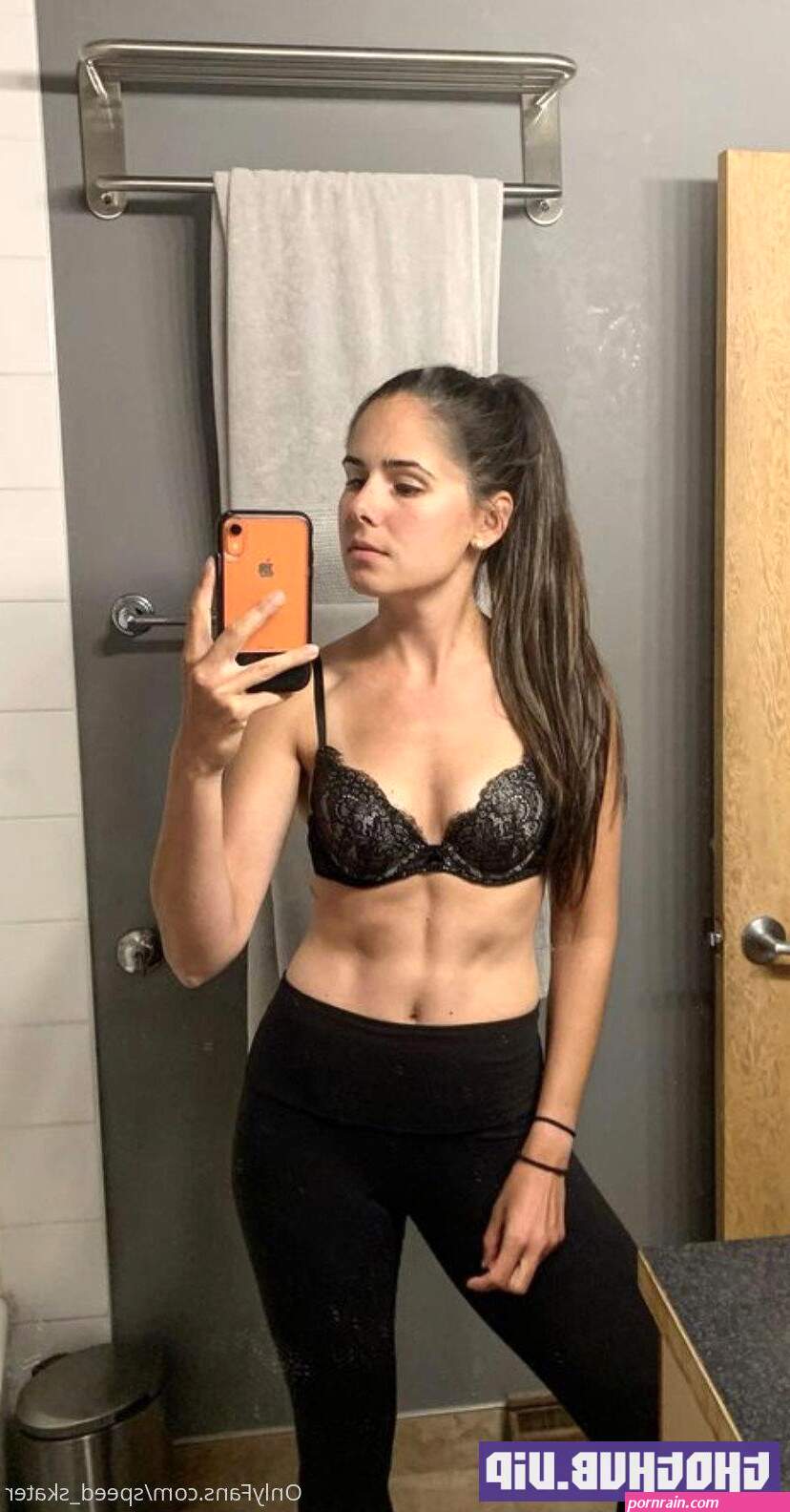 Hot Top Hot Speedskater Amateur Nude Porn Leaks On Thothub