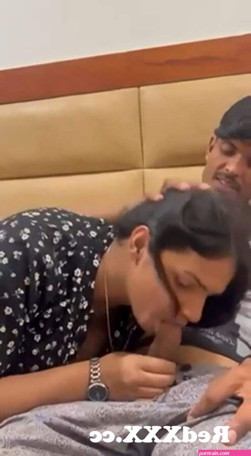 Indian bhabhi hot blowjob in oyo from desi nude big boobs bhabhi hot blowjob Post