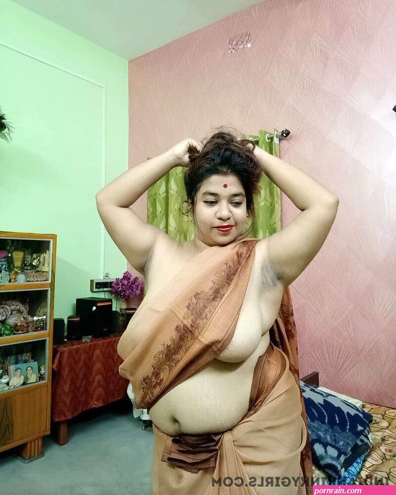 Kolkata Girl With Huge Boobs Nude Photos