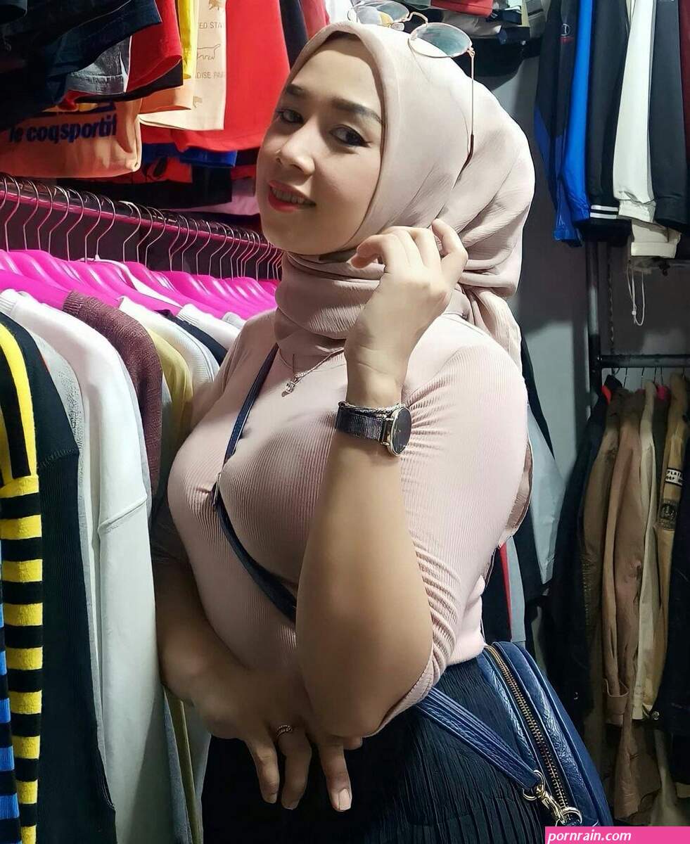 Bugil Jilbab Outdoor