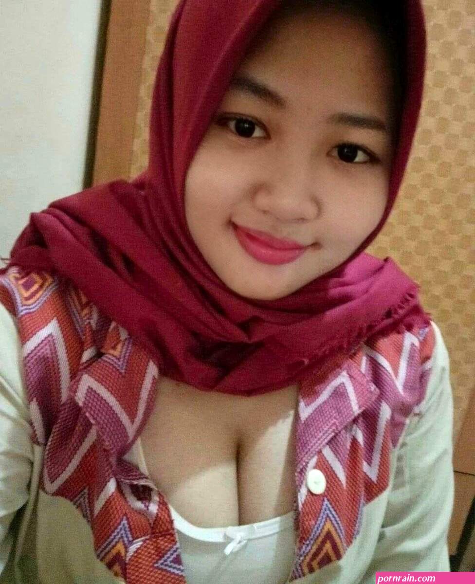 Memek Berjilbab