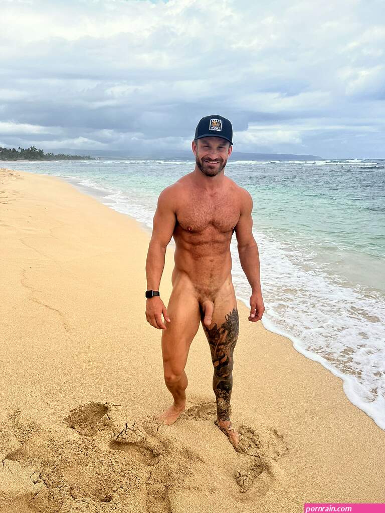 Provocative Wave for Men: pwfm Beach Bum dick pic of the day!