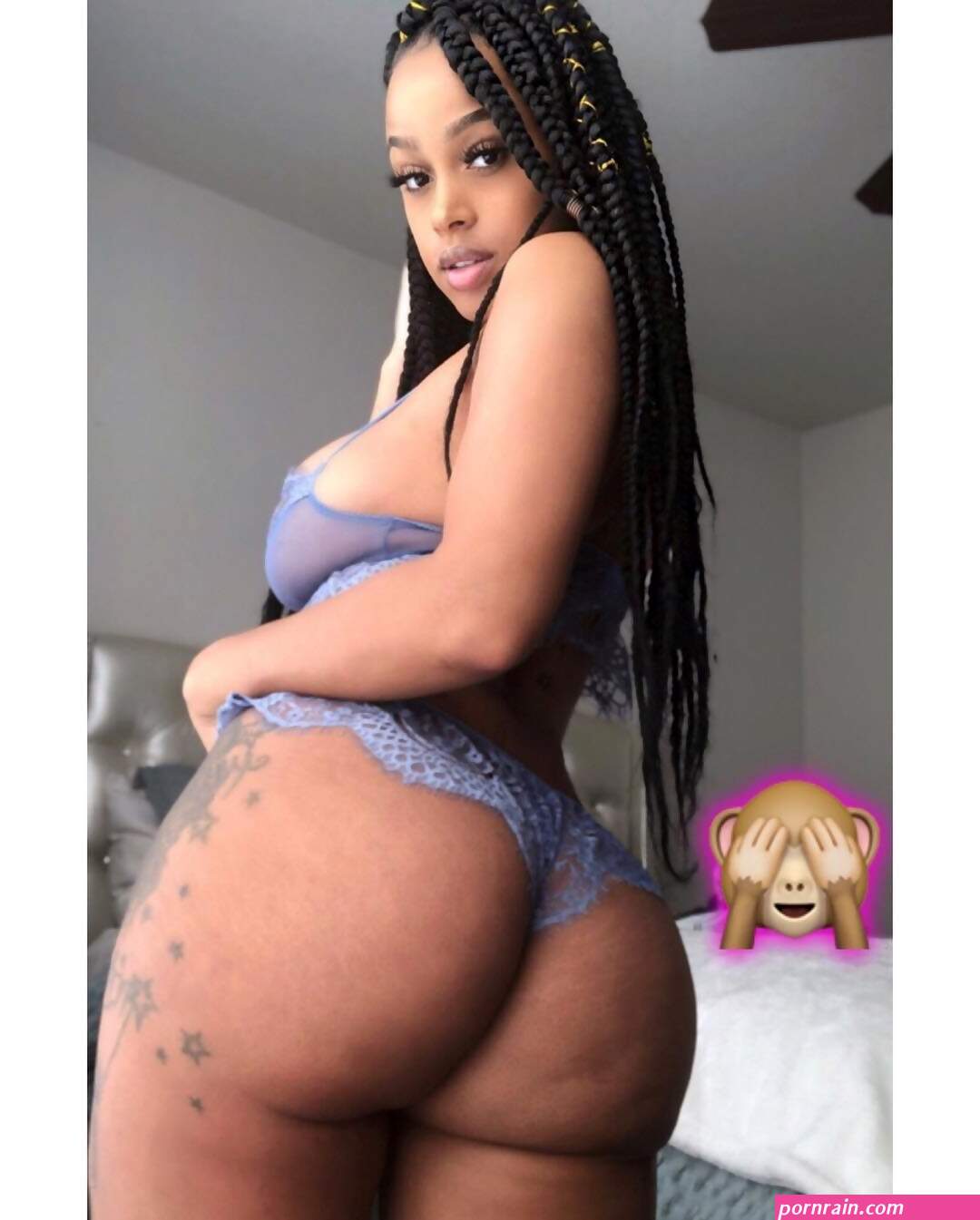 Kiyomi Leslie