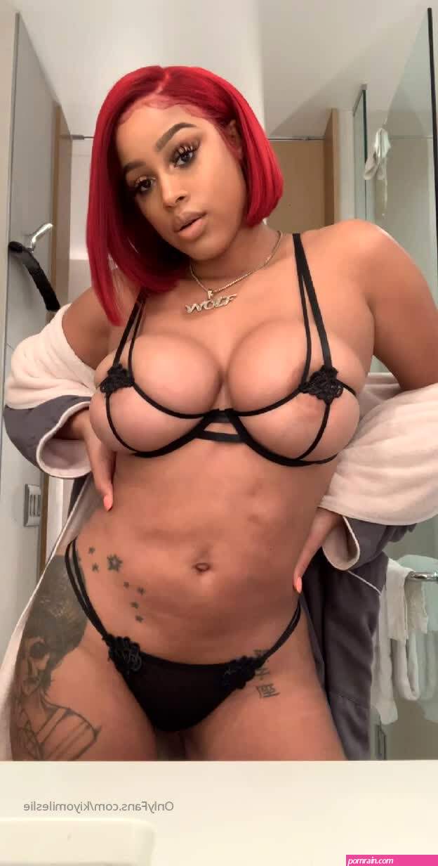 Kiyomi Leslie