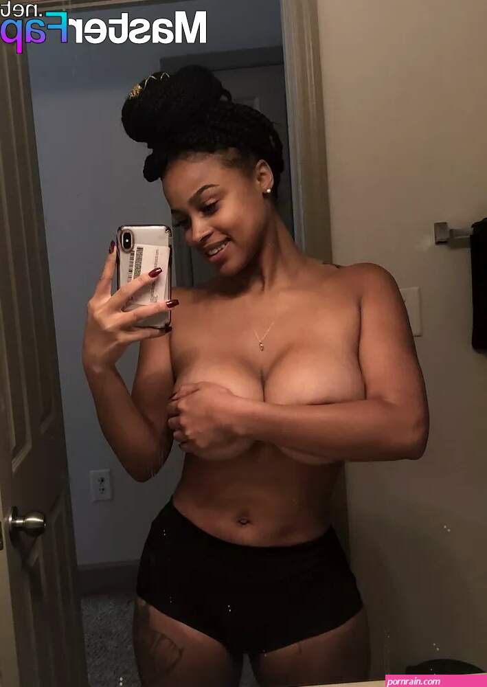 Kiyomi Leslie Nude OnlyFans Leak Picture 8u4DXjhNhy