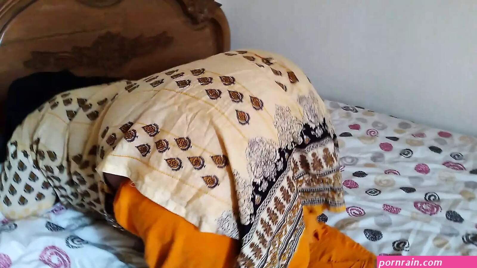 Pakistani Hot Maa ko Badi Gand Mari Apni Beta