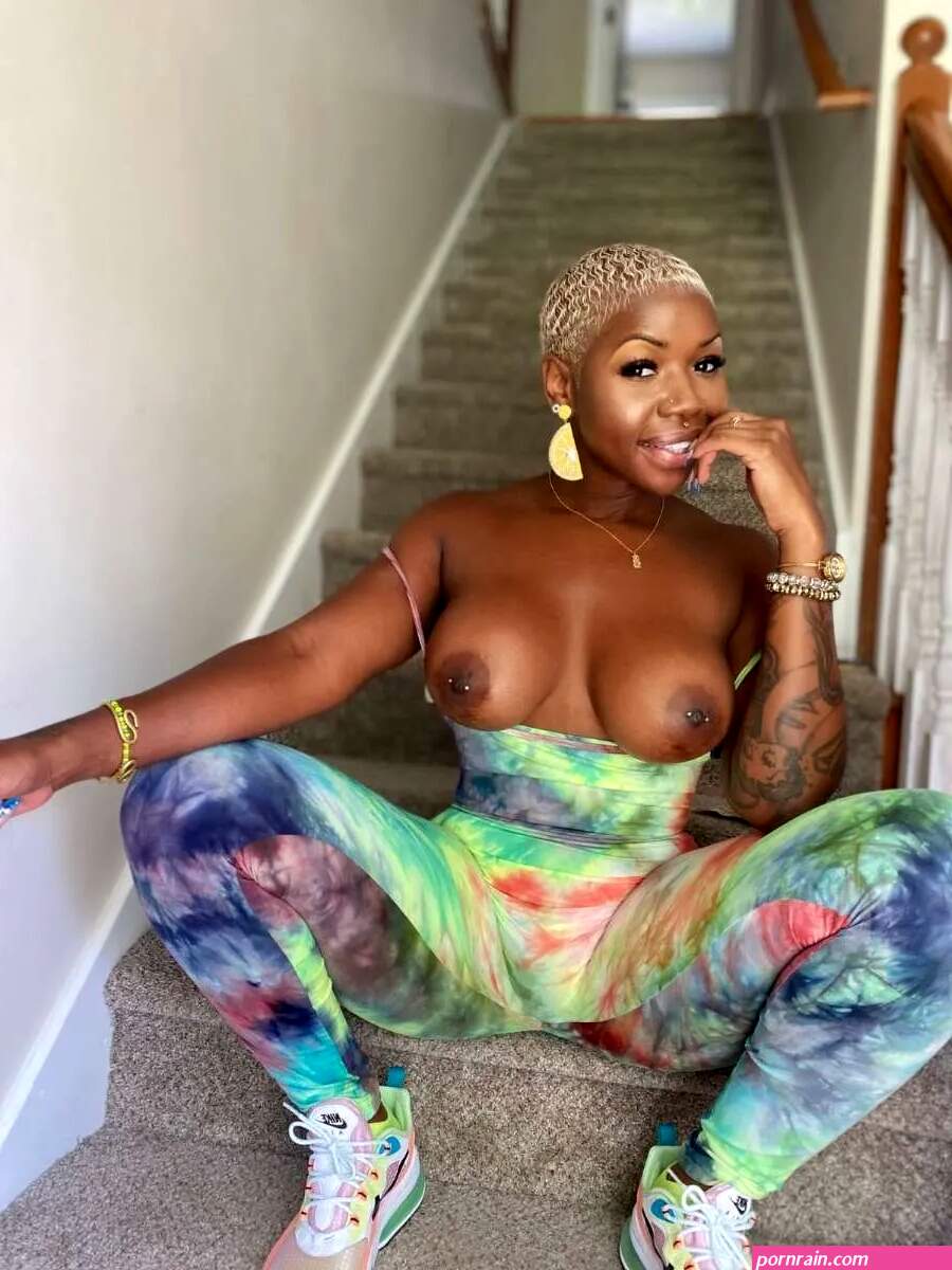 Queen savage doll xxx