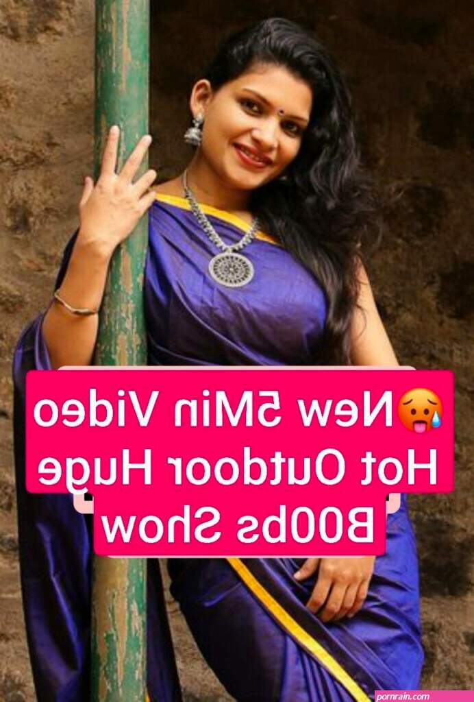 Reshmi nair Most Demanded Latest Exclusive new Video Hot Outdoor Huge Boobs Show!