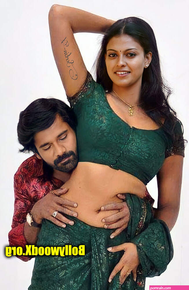 Actress Anusree Nair Semi Nude Blouse Deep Navel Without Saree