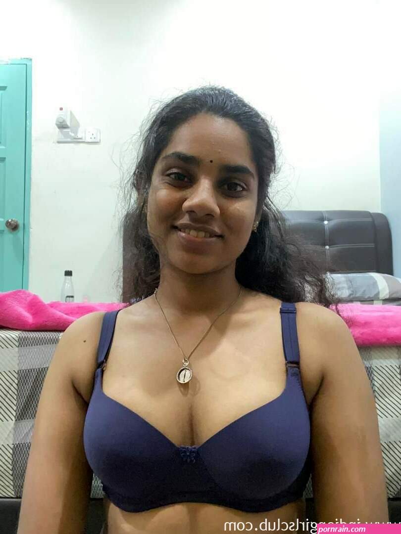 adorable-tamil-college-girl-solo-sex-photos-8