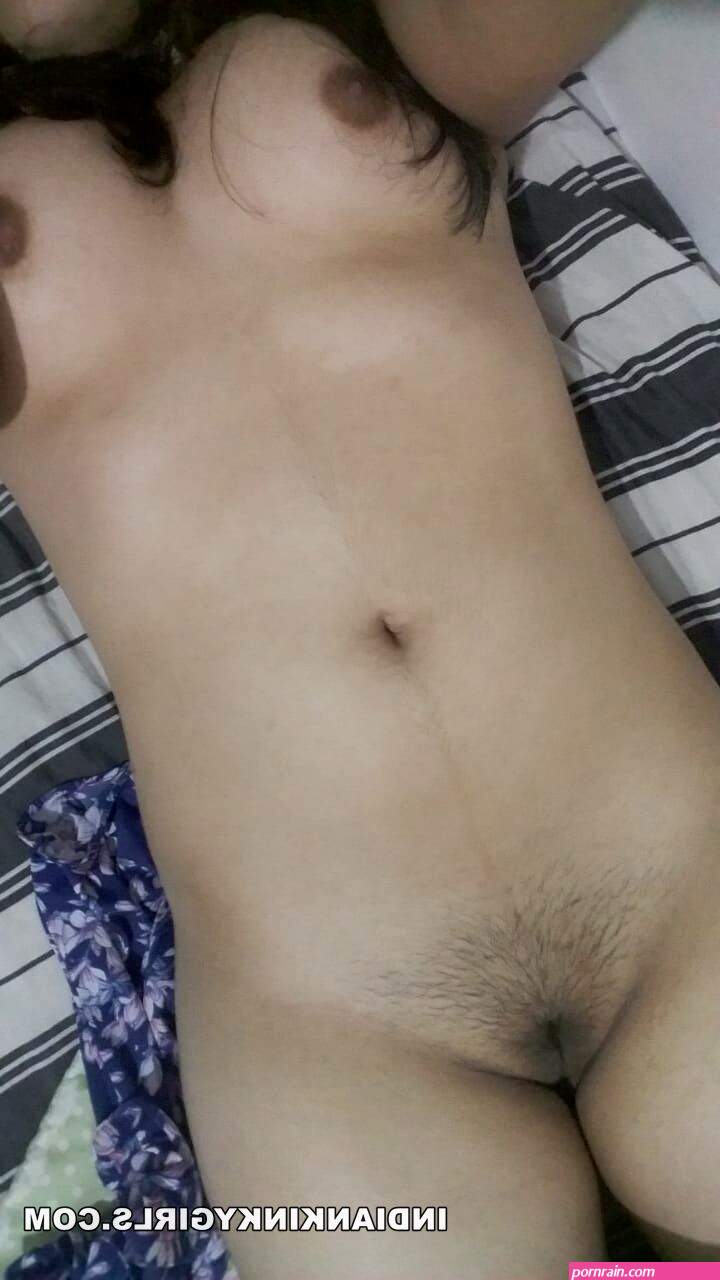 Virgin Bengaluru Girl With Big Boobs Nude Selfies
