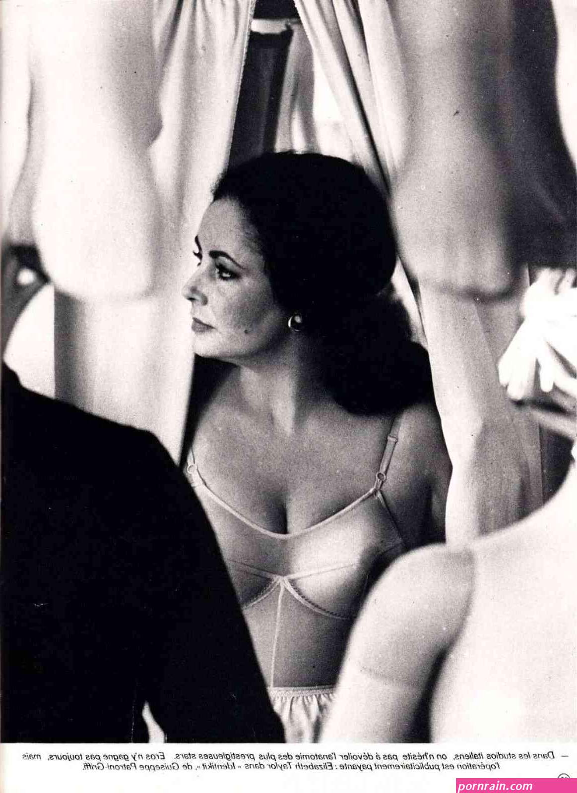 Elizabeth Taylor Nude