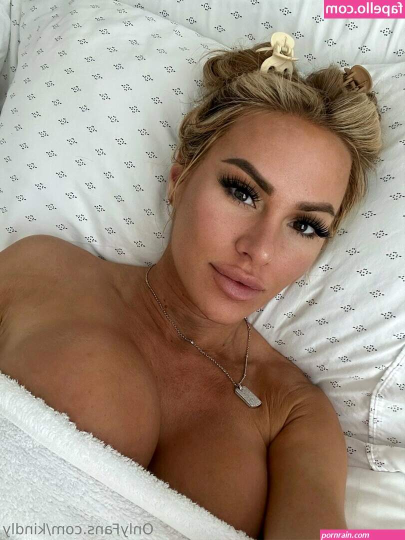 Kindly Myers Nude OnlyFans Leaks 28 Photos