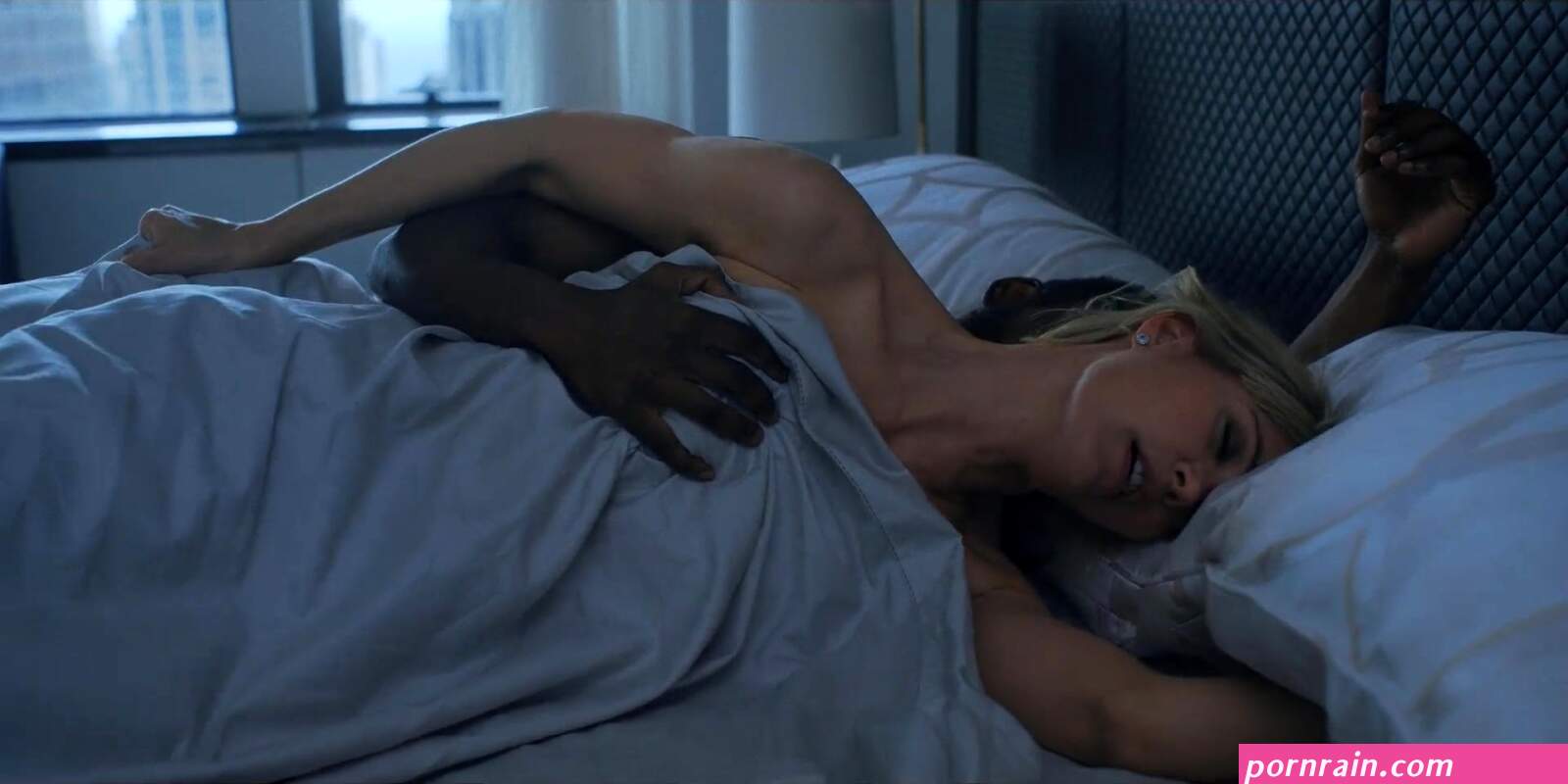 Nude video celebs » Leslie Bibb sexy, Briana Marin sexy