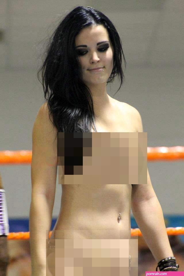 Paige WWE Nude