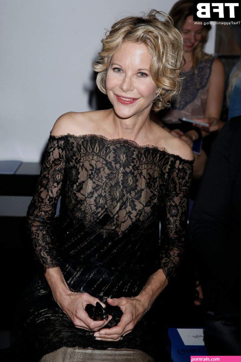 Meg Ryan Nude & Sexy (8 Photos)