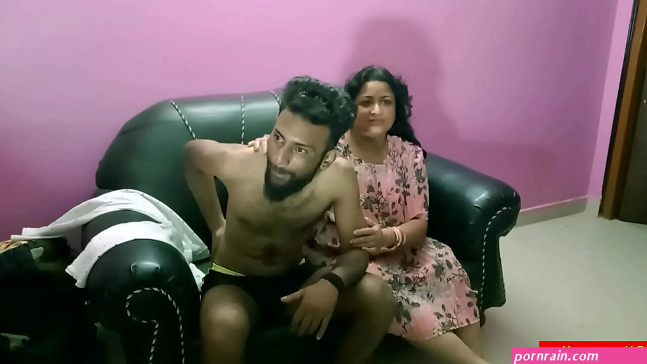 Desi sexy aunty sex with after coming from ! Hindi hot sex videos