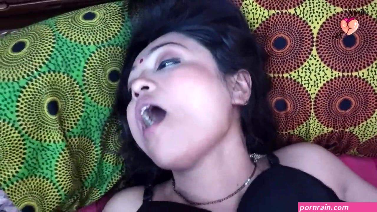 18 year old Indian teen girl fucked by thief watch online