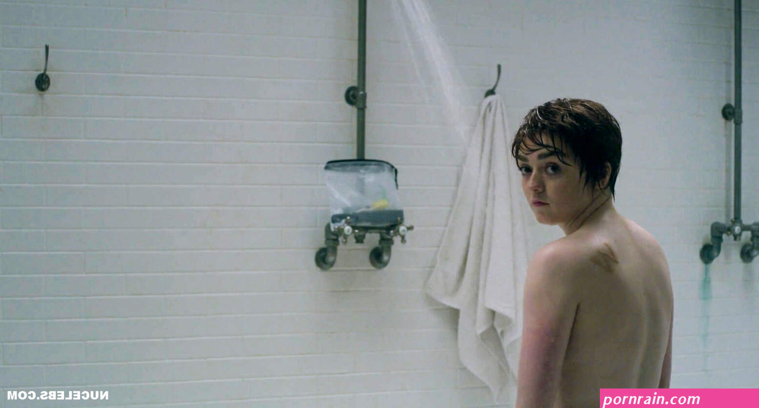 Leaked Maisie Williams Blu Hunt Naked And Lesbian Scenes