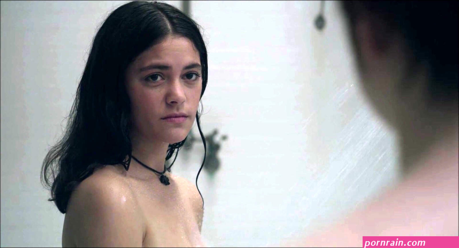 Nude video celebs Blu Hunt sexy Maisie Williams sexy